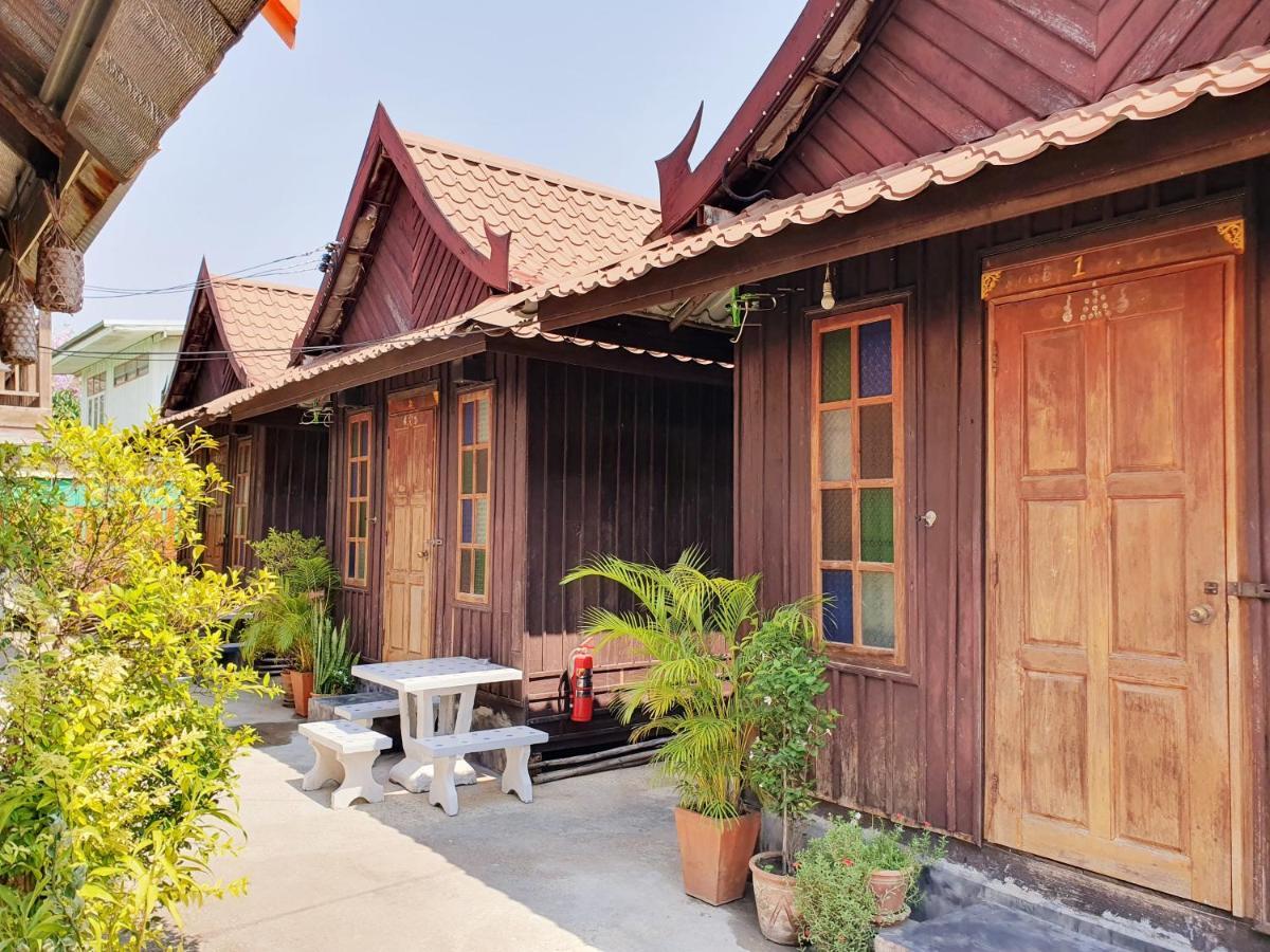 Ktt Resort And Motorbike & Bicycle For Rents Sukhothai Esterno foto