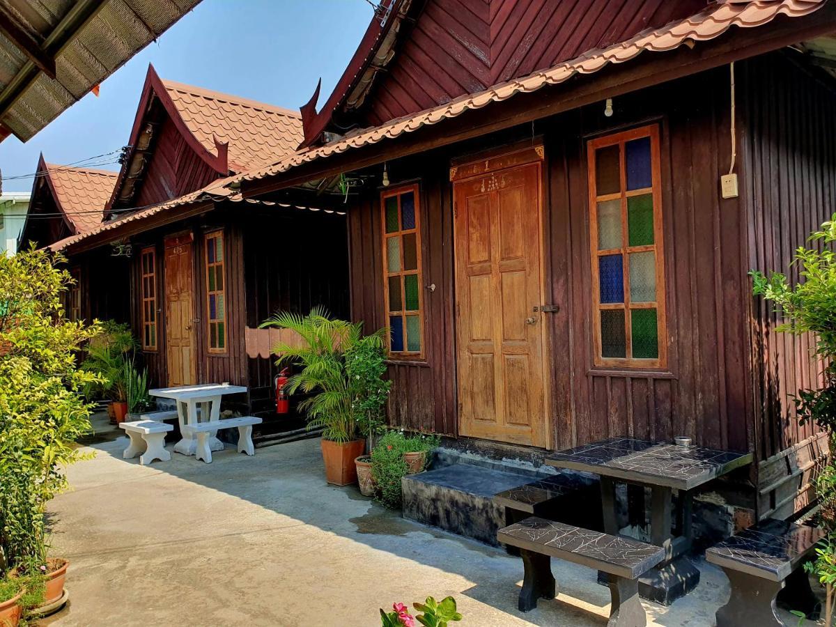 Ktt Resort And Motorbike & Bicycle For Rents Sukhothai Esterno foto