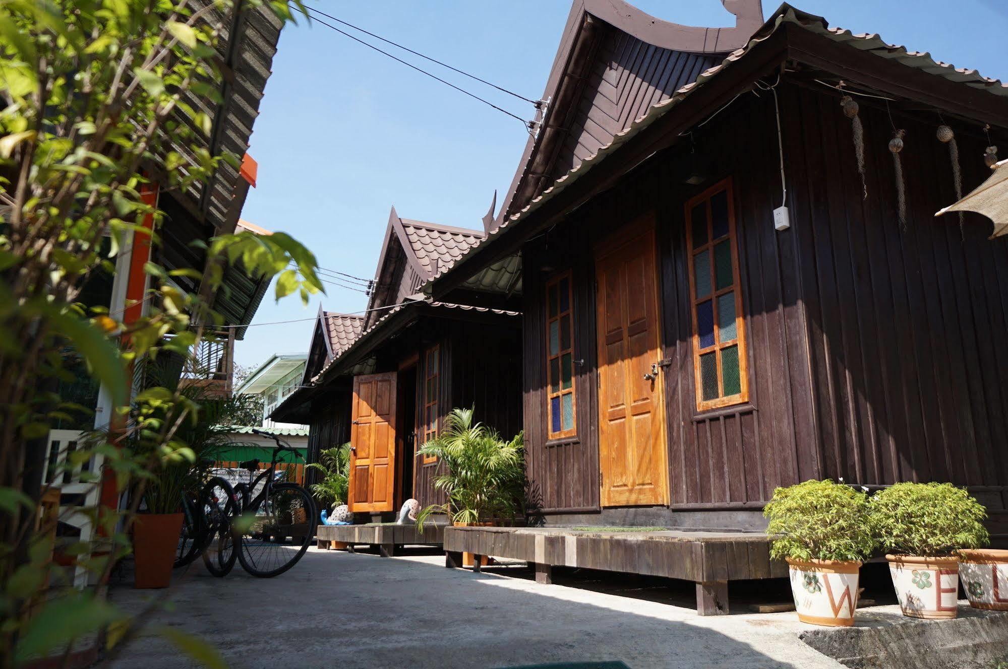 Ktt Resort And Motorbike & Bicycle For Rents Sukhothai Esterno foto