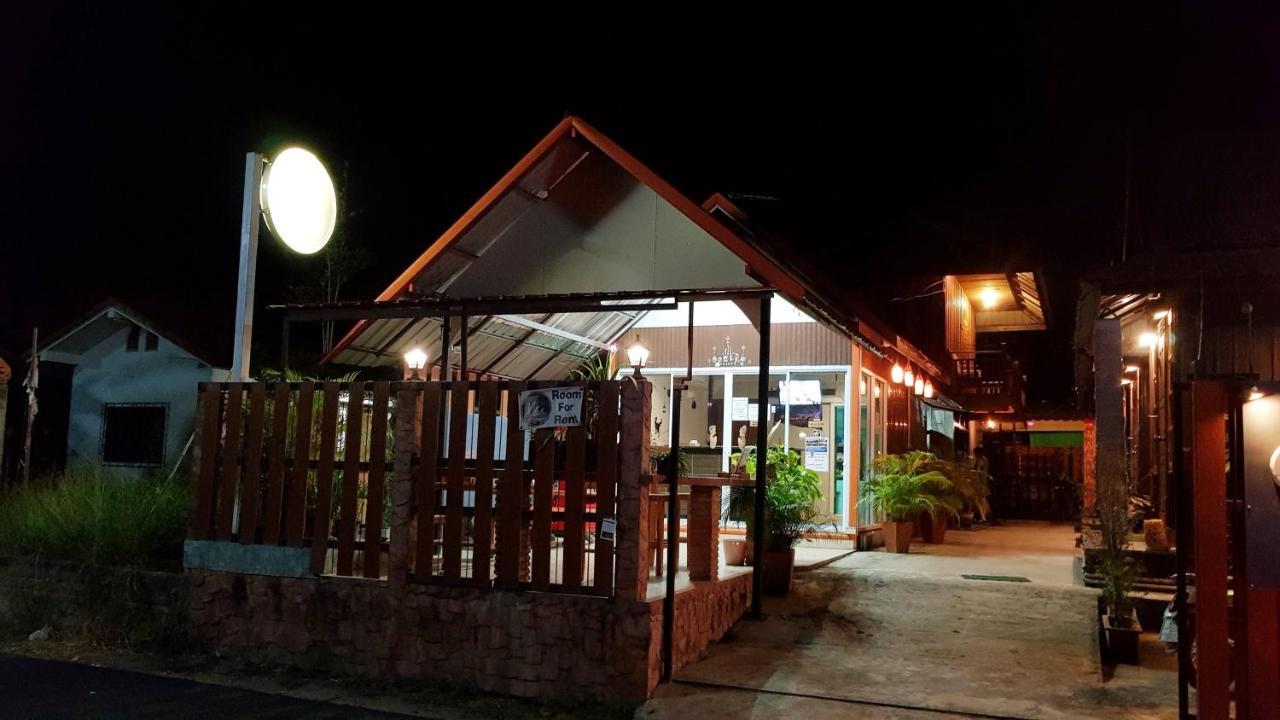 Ktt Resort And Motorbike & Bicycle For Rents Sukhothai Esterno foto
